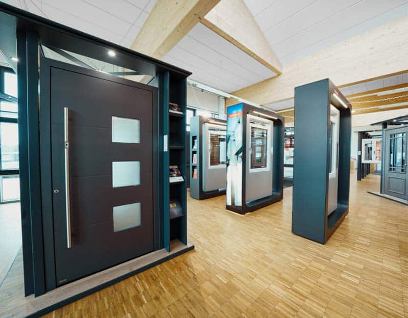 Haustüren in der Ausstellung