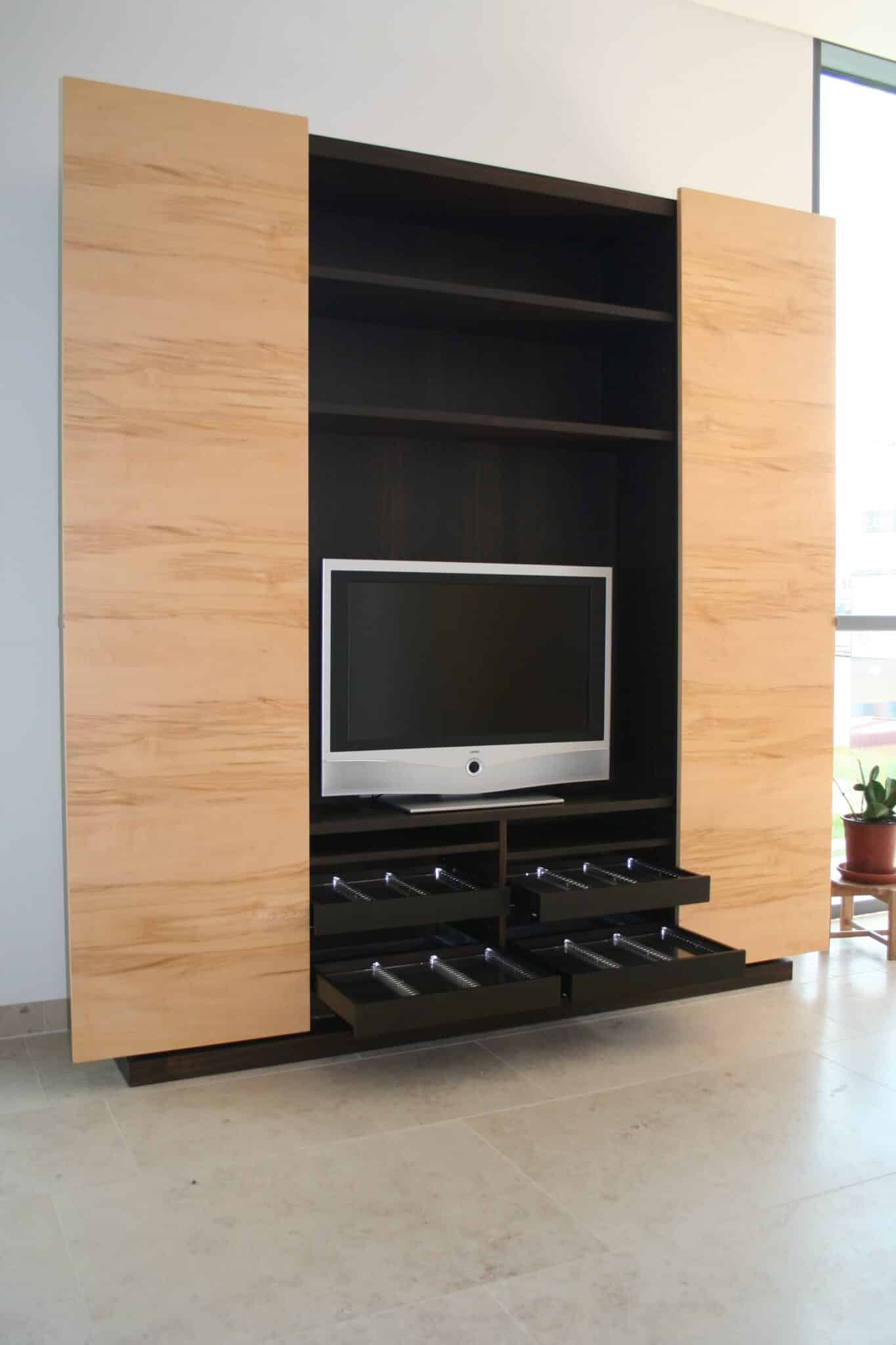 TV- und Medienschrank