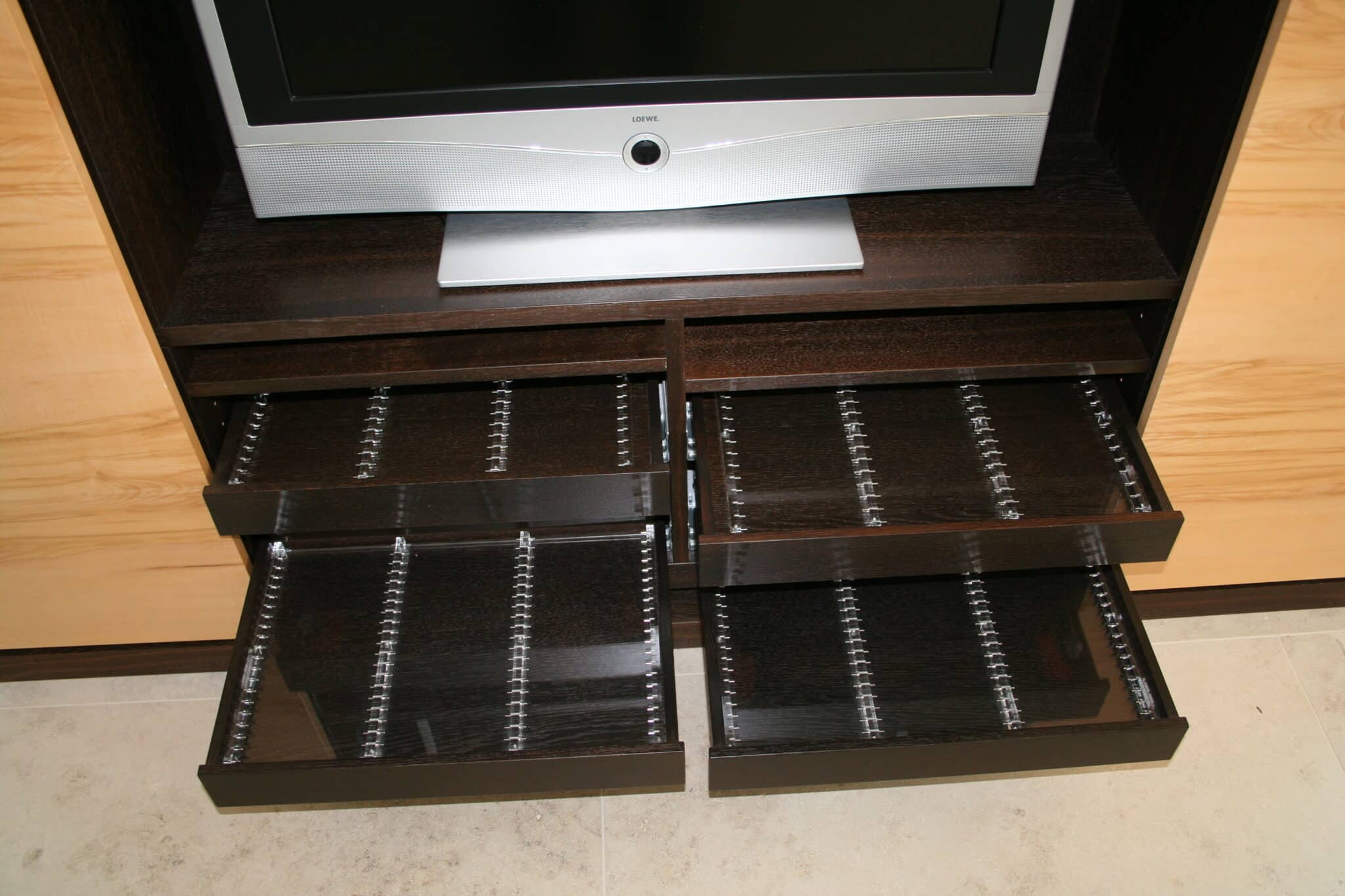 TV- und Medienschrank